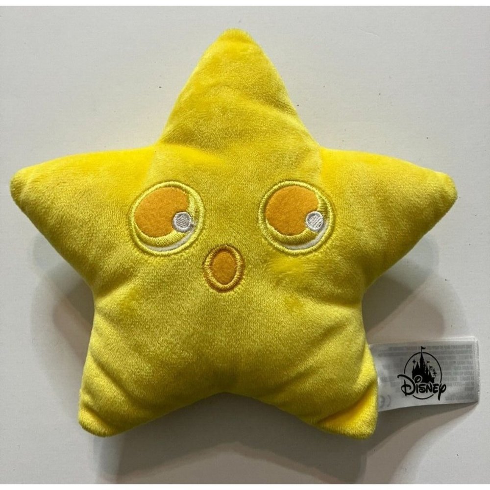Disney Pixar Pier La Luna Yellow Star 7" Plush Toy